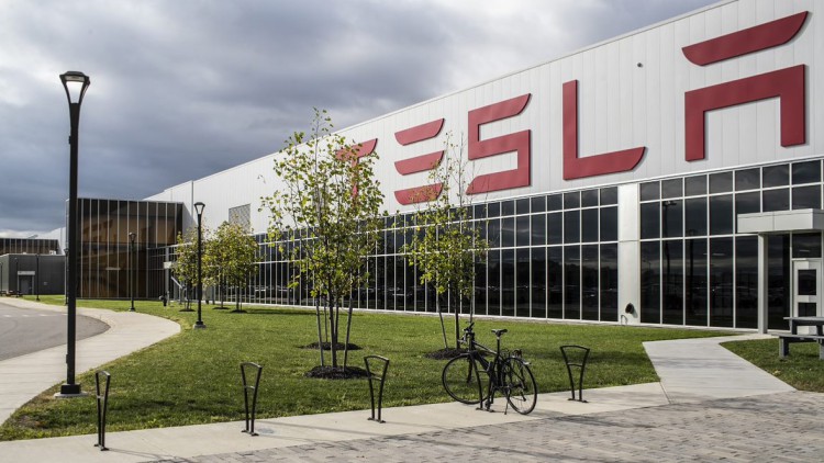 E-Auto-Pionier: Tesla verdient weiter Geld