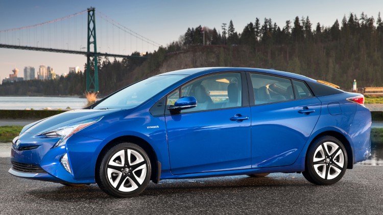 Hybridmodelle von Toyota: Doppel-Erfolg in Kanada