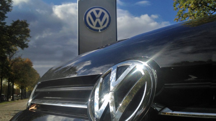 Abgas-Skandal: VW-Händlerverband mit Rückruflösung zufrieden