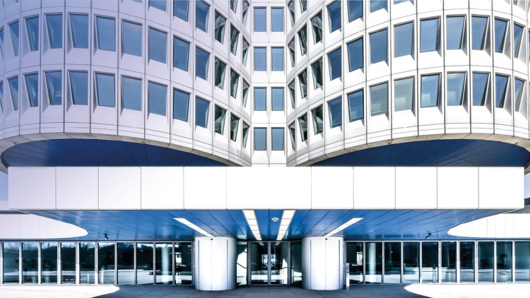 Eingang der BMW-Zentrale in München