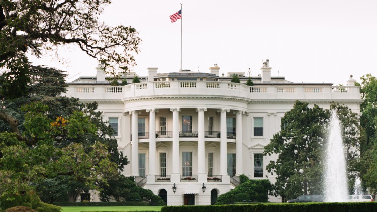 Gespräch im Weißen Haus: Autobosse hoffen auf Zollverzicht