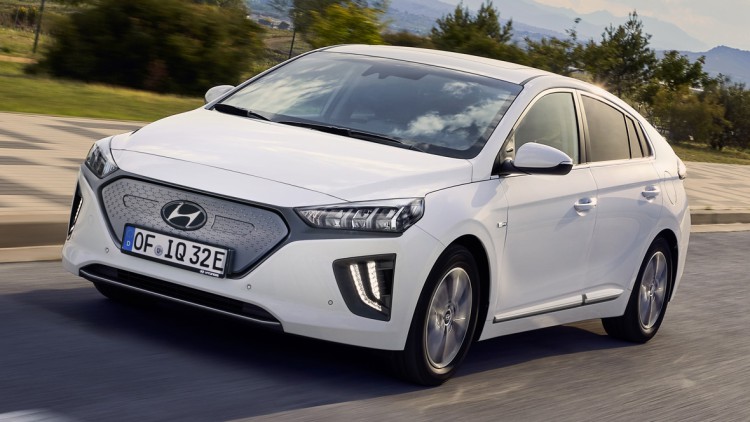 Hyundai Ioniq Elektro: Größerer Akku, stärkerer Motor
