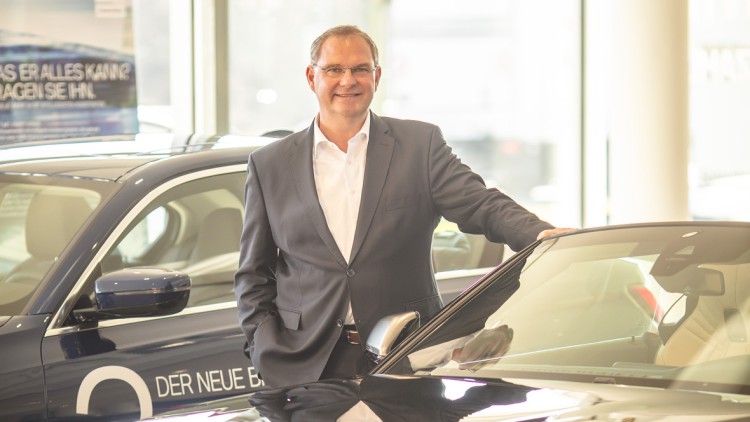 BMW Niederlassung Kassel: Neue Modelle, erfolgreiche Azubis
