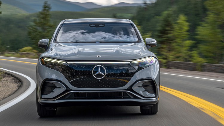 Fahrbericht Mercedes EQS SUV: Luxusliner unter Strom