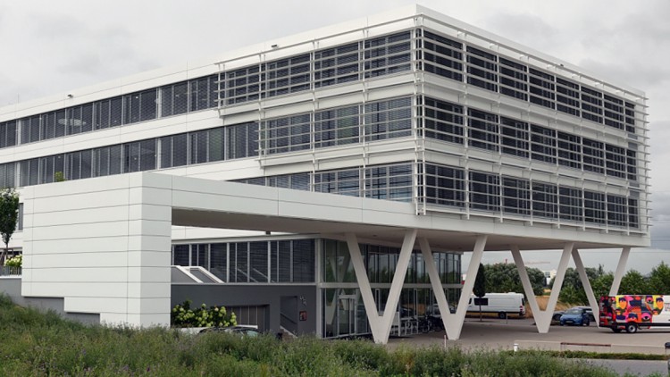 Die Firmenzentrale der Real Garant Versicherung AG in Denkendorf/Stuttgart
