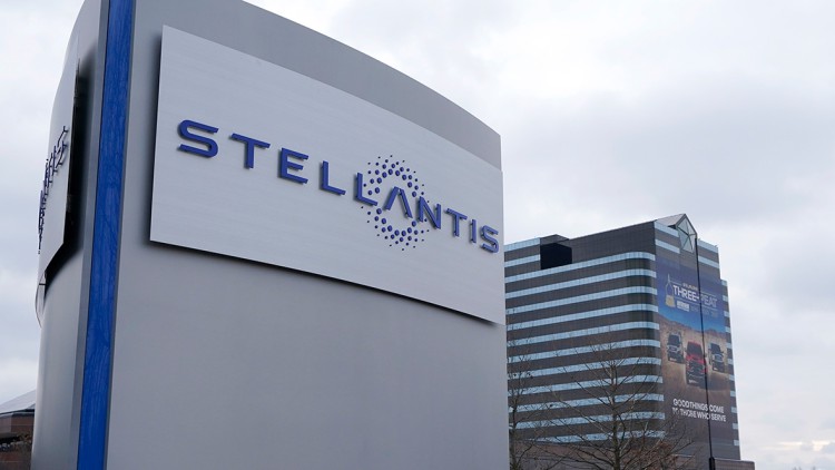 Stellantis; Stellantis-Logo; Chrysler Technology Center