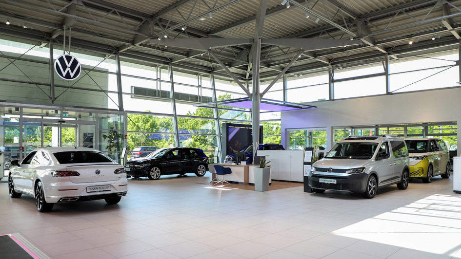 Volkswagen Zentrum Osnabrück - Seat Service Volkswagen Zentrum Nürnberg-Marienberg - Re-Opening