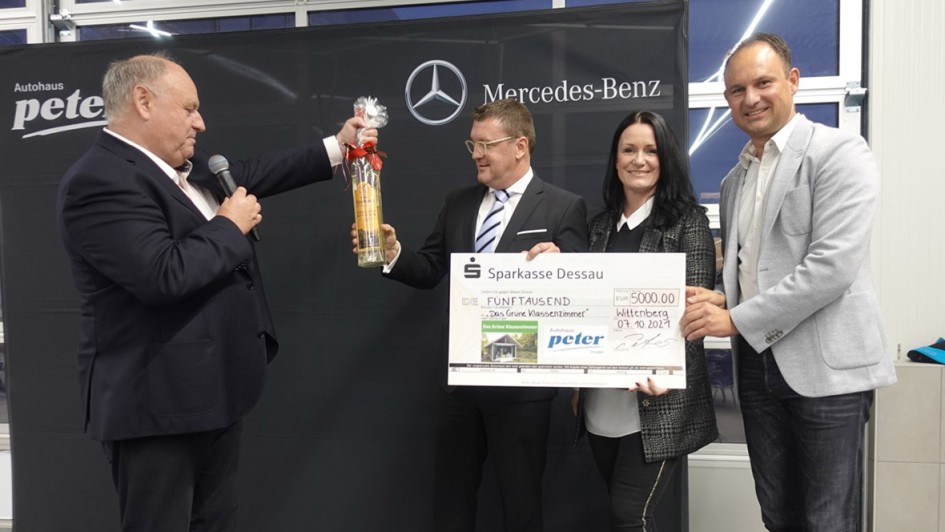 Autohaus Peter Richtfest im MercedesBenzCenter Wittenberg