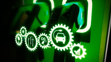 E-Mobilität: Deutsche Autoindustrie-Mitarbeiter haben gute Kompetenzen