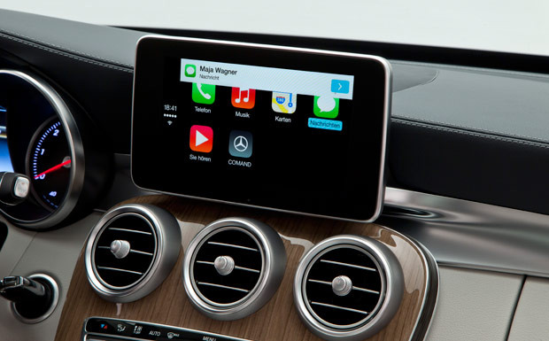 Mercedes-Benz holt das iPhone ins Auto