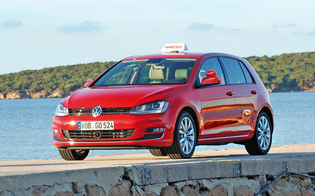 Volkswagen will treue Fahrschul-Kunden belohnen 