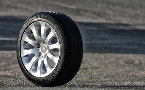 Auto-Bild-Test: Michelin Primacy 3 belegt den ersten Platz