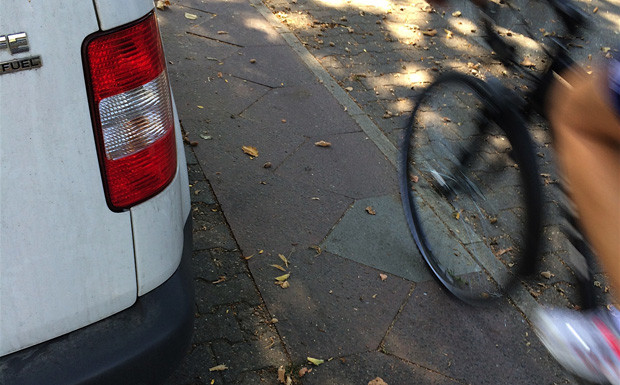 Wie groß sollte der Abstand zwischen Auto- und Fahrradfahrer sein?