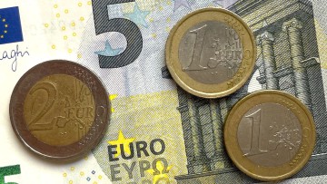 9-Euro_Ticket_Geldscheine
