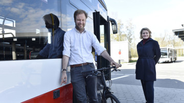ÖPNV: Busse der Hochbahn bekommen Abbiegeassistenten