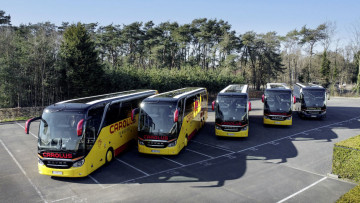 Busunternehmen: Fünf TopClass-Busse für den Fuhrpark