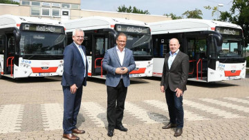 Elektromobilität: Drei neue E-Busse in Neuss