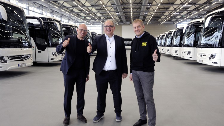 Mercedes-Benz Tourismo, Bus-Verkehr Berlin, BVB, Nico Schoenecker, Autobus Oberbayern, Claudio Kastner, Heinz Friedrich, Daimler Buses