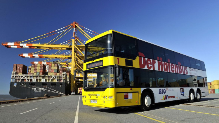 Städtereisen: HafenBus feiert 20. Geburtstag