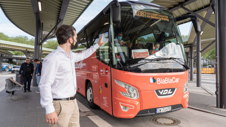 Fernbus: Blablacar setzt auf ein Reisenetzwerk