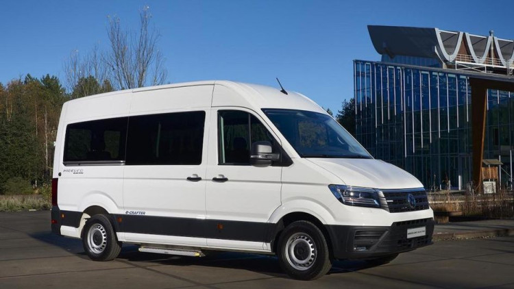 VDL: Elektro-Minibus für Shuttlefahrten