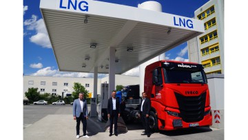 Baywa Mobility Solutions und Rödl nehmen LNG-Tankstelle in Betrieb