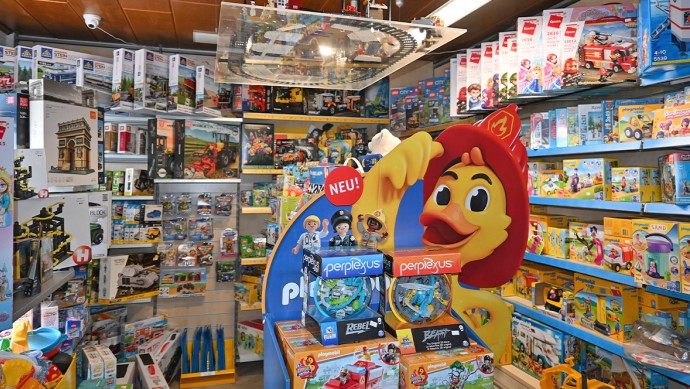 Ruta Toys: Die einzige Tankstelle mit Spielwarengeschäft