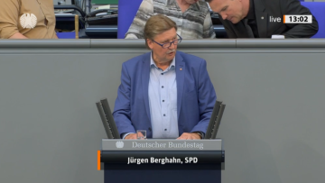 Jürgen Berghahn MdB am Rednerpult