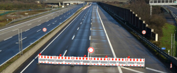 SpBild der Sperrung der Autobahn A19 zwischen den Anschlussstellen Kavelstorf und Laage in Richtung Rostock
