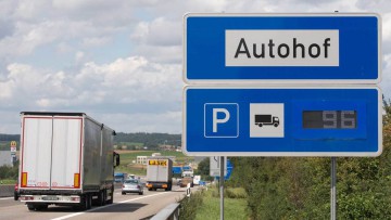 Lkw, Autobahn, Schild, Autohof