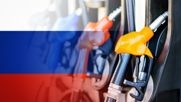 Zapfsäule Russland Flagge Diesel Sanktionen