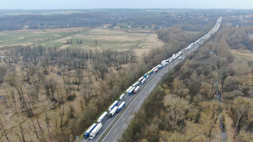 Lange Wartezeiten an deutsch-polnischer Grenze