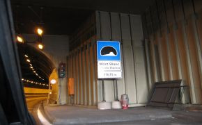 Mont-Blanc-Tunnel: Ein Drittel weniger LKW als 1999