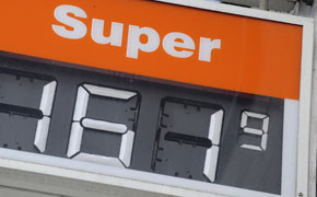 FDP unterstützt Benzinpreis-Gesetz