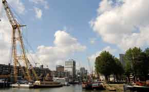 Hafen Rotterdam: Euro-6-LKW werden Pflicht