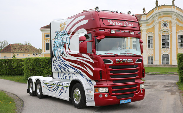 Scania Longline: Königliche Kutsche