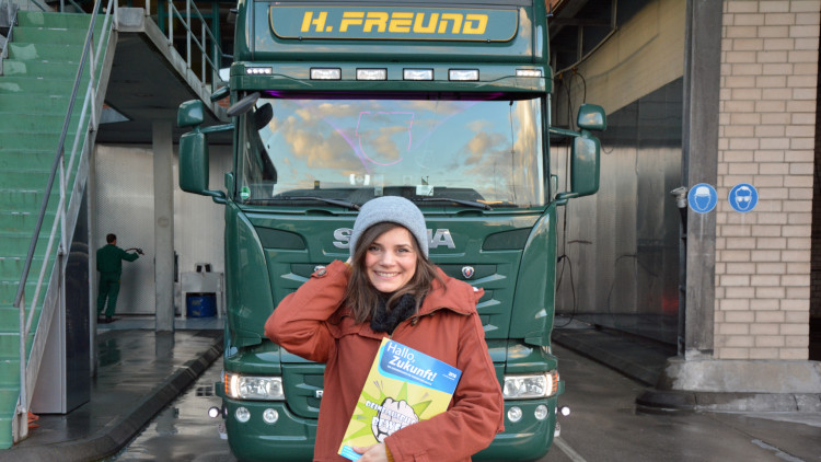 Nachwuchsinitiative: Truckerin für einen Tag