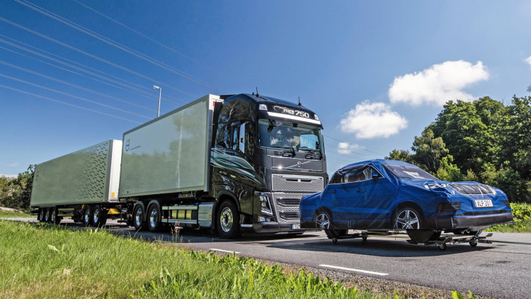Volvo-Unfallforschung: Gefahr voraus!