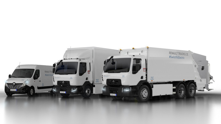 Elektro-Transporter und Lkw von Renault nebeneinander