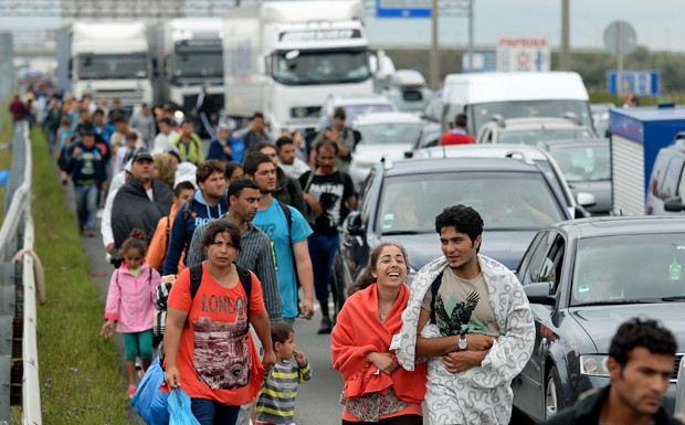 Flüchtlingsströme: Lage an Grenzen und auf Fernrouten verschärft