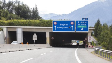 Arlbergtunnel, Schnellstraße S16, Tirol, Österreich