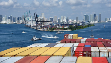 Containerhafen_Miami_Gebrueder_Weiss