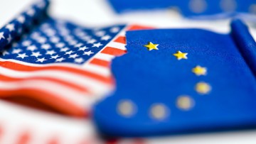 Flaggen, USA, EU, Handelskonflikt