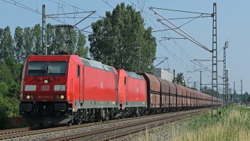 Bahn_Gueterzug_Schienenverkehr