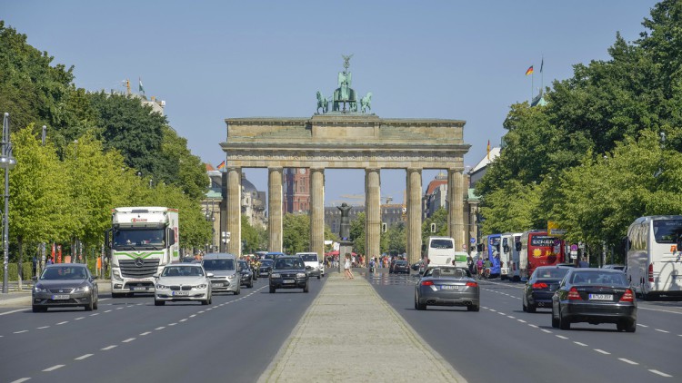 Berlin, Brandenburger Tor, Verkehr