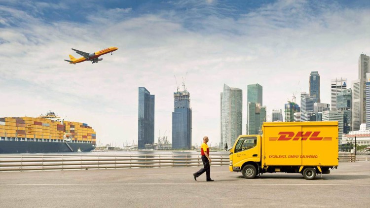 Deutsche Post DHL, Containerschiff, Flugzeug, Zusteller, Lieferfahrzeug