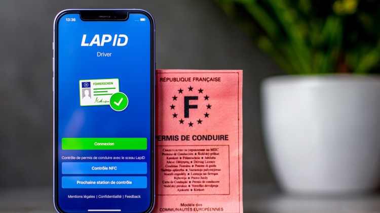 LapID Driver App Kontrolle von französischem Papierführerschein